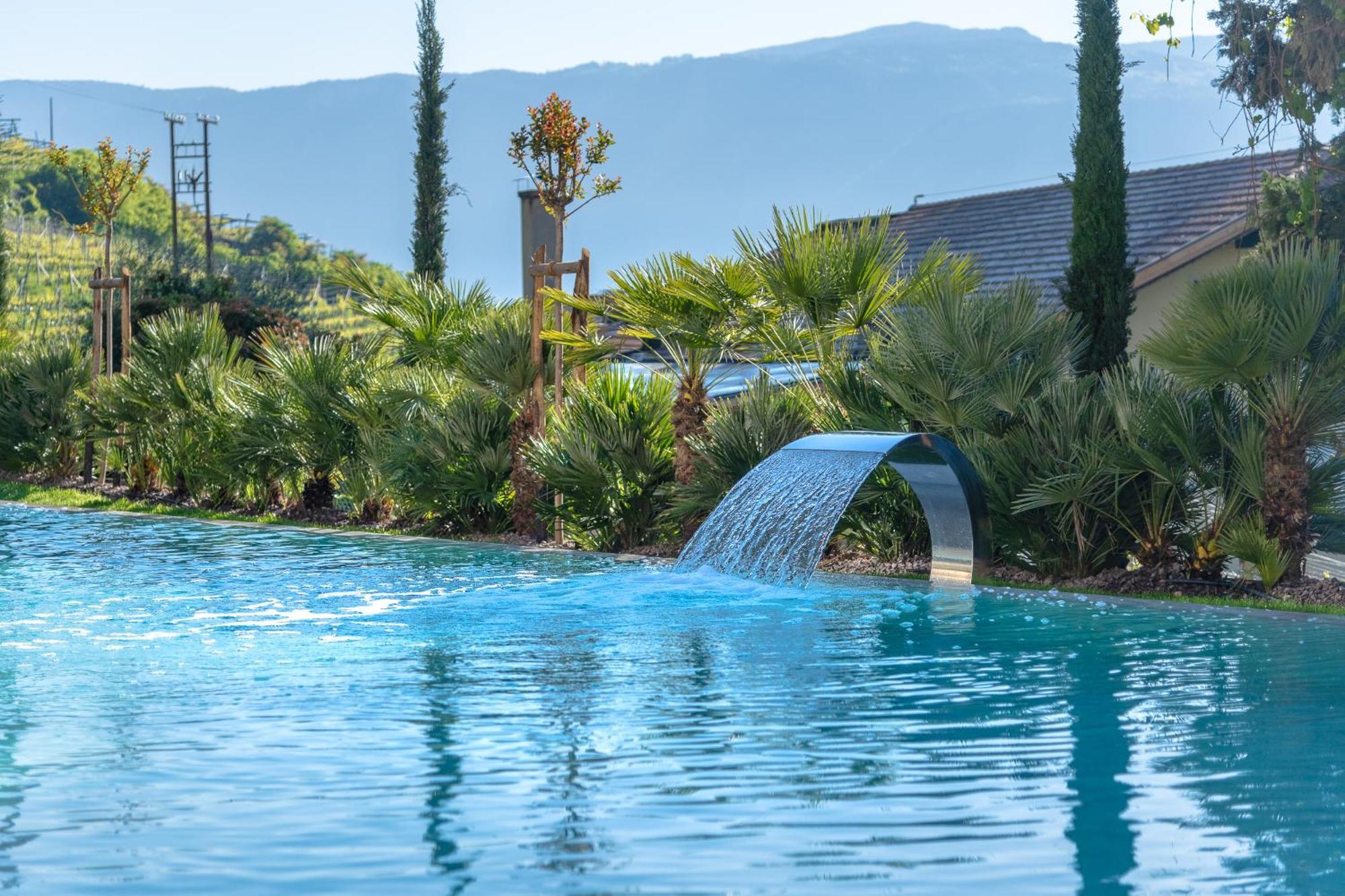 Hotel Goldene Traube Termeno Dış mekan fotoğraf