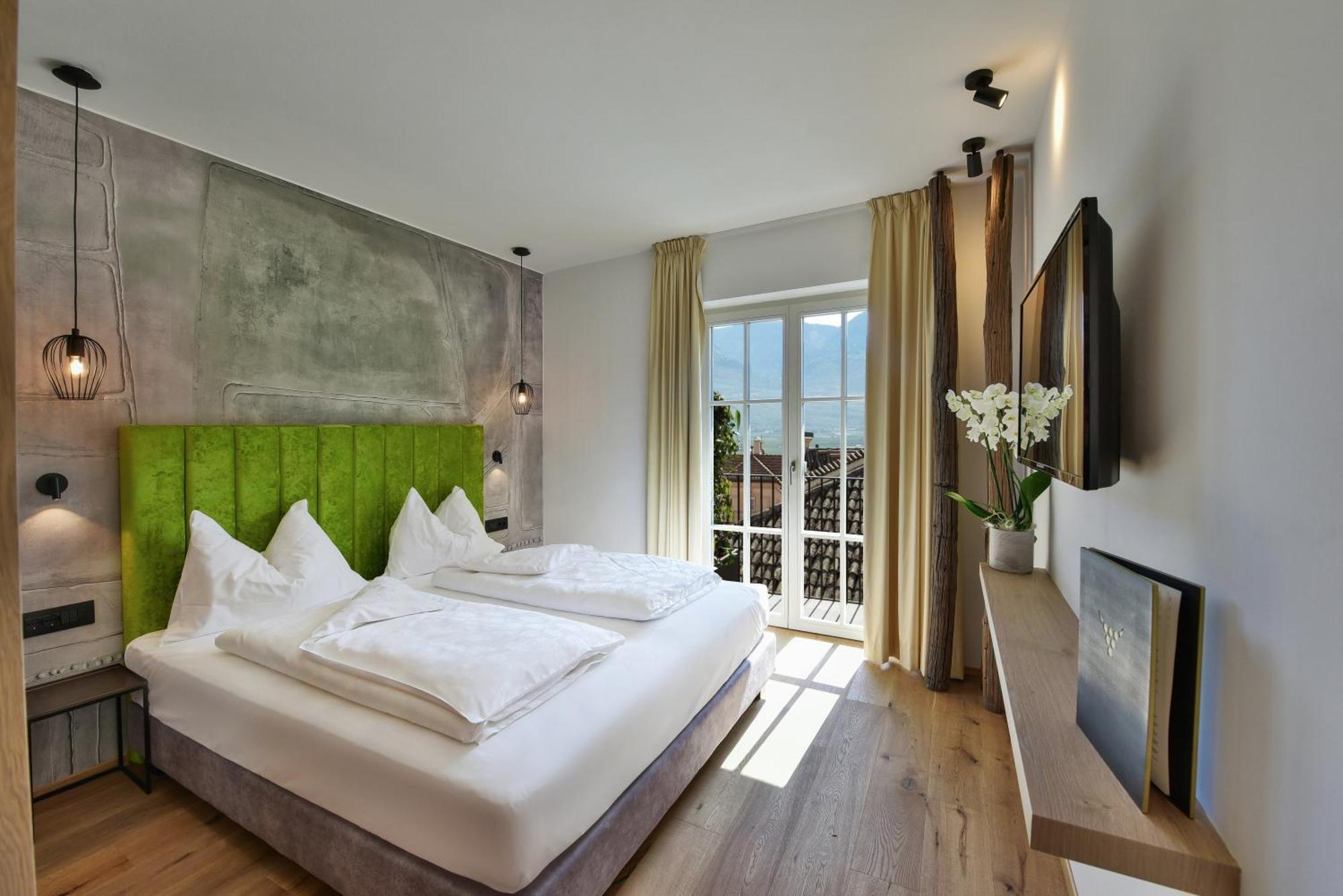 Hotel Goldene Traube Termeno Dış mekan fotoğraf